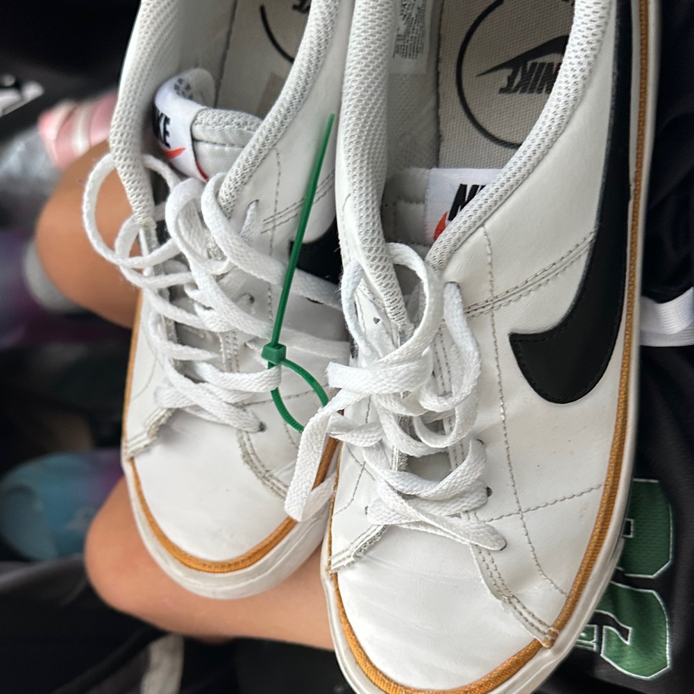 Nike Kids White Sneakers with Black Swoosh and Tan Trim